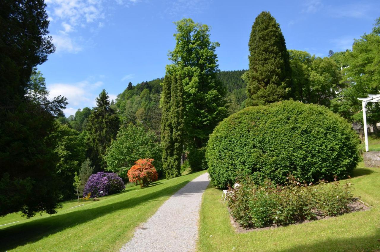 Ferienwohnung Am Kurpark Бад-Вильдбад Экстерьер фото